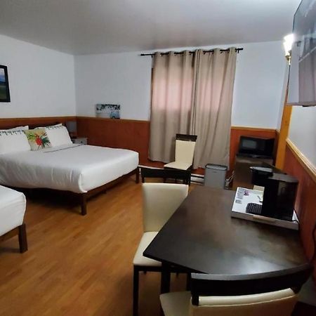 Hotel Fleurs Karaibes Saint-Alexandre-de-Kamouraska Exteriér fotografie