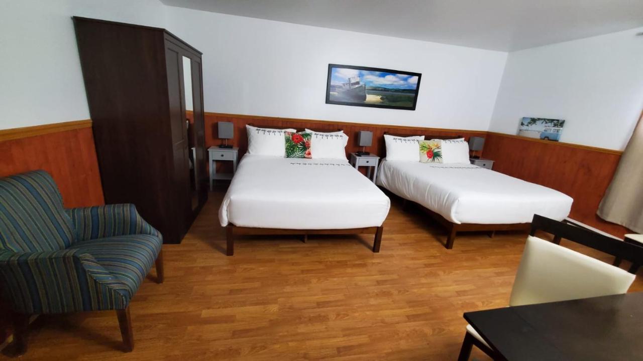 Hotel Fleurs Karaibes Saint-Alexandre-de-Kamouraska Exteriér fotografie