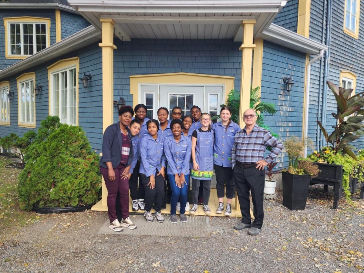 Hotel Fleurs Karaibes Saint-Alexandre-de-Kamouraska Exteriér fotografie